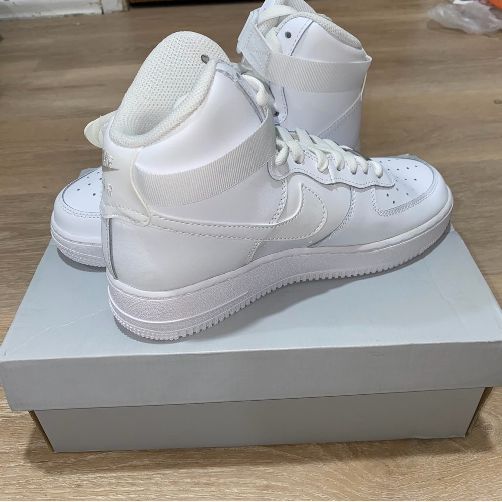 Nike Classic White High-Tops